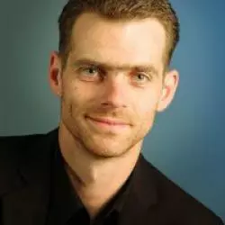 Adam Viktora