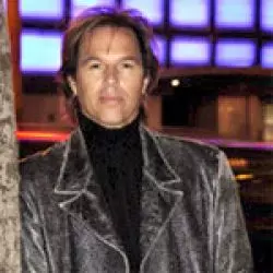 Alan Hewitt