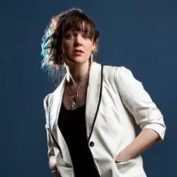 Amelia Curran