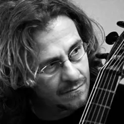 Andrea De Carlo
