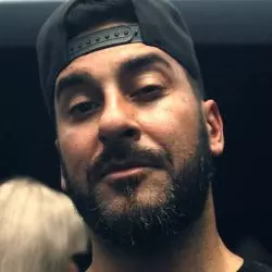 Armand Van Helden