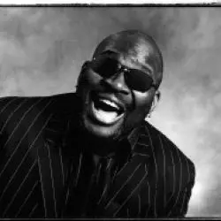 Barrence Whitfield