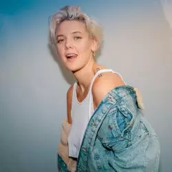 Betty Who