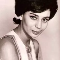 Carmela Corren