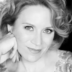 Carolyn Sampson
