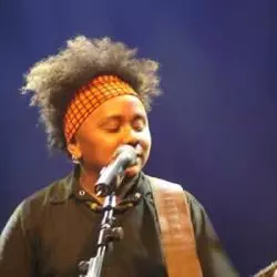 Chico César