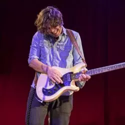 Davy Knowles