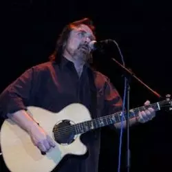Dennis Locorriere
