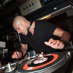 Dj Lelli