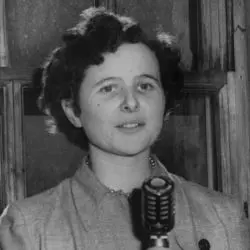 Flora MacNeil