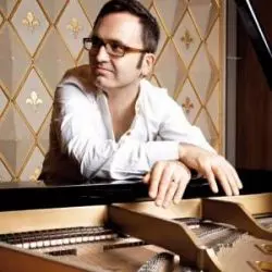 Henning Schmiedt