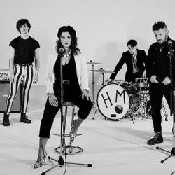 Holy Moly & The Crackers