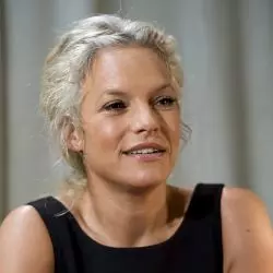 Ina Müller