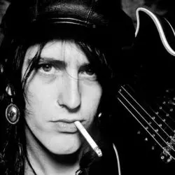 Izzy Stradlin