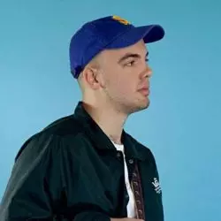 Mac Ayres