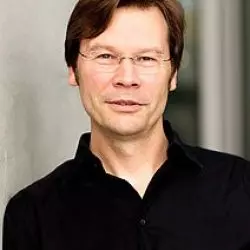 Manuel Lange