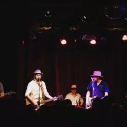 Micky & The Motorcars