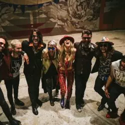 Miss Velvet & The Blue Wolf