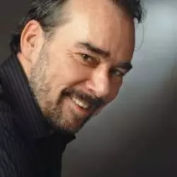 Roderick Earle