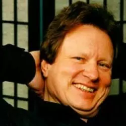 Roland Batik