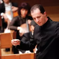 Rossen Milanov