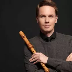 Simon Borutzki