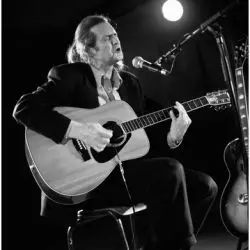 Simon Finn