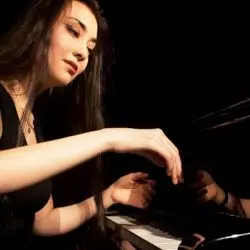 Sophie-Mayuko Vetter