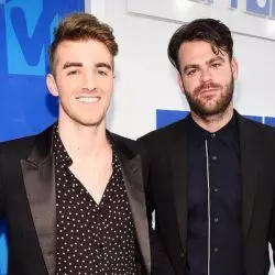 The Chainsmokers