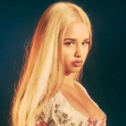 Tommy Genesis