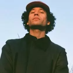 TØNE