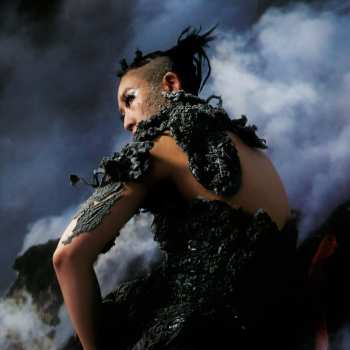 Album 33EMYBW: Holes Of Sinian