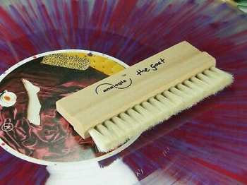 Audiotechnica Analogis Brush 4