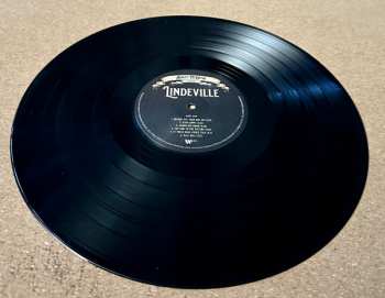 LP Ashley McBryde: Lindeville