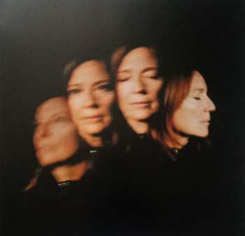 LP Beth Gibbons: Lives Outgrown DLX | LTD
