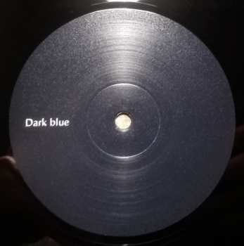 LP caroline: Dark Blue