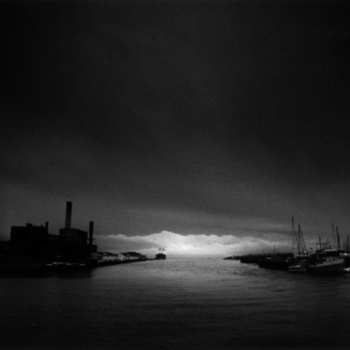 Album Chihei Hatakeyama: Requiem For Black Night And Earth Spiders