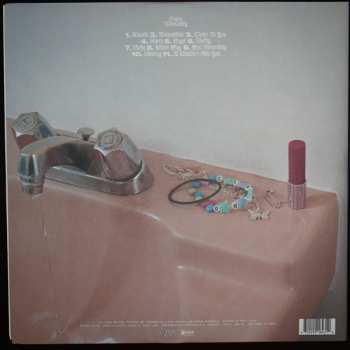 LP Clairo: Immunity