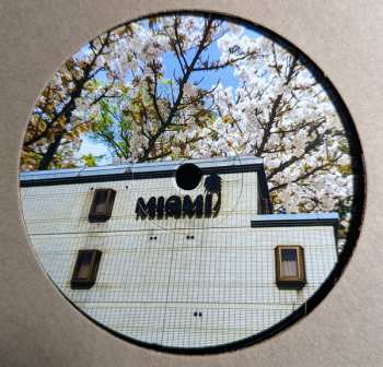 LP Clive From Accounts: Pearls EP