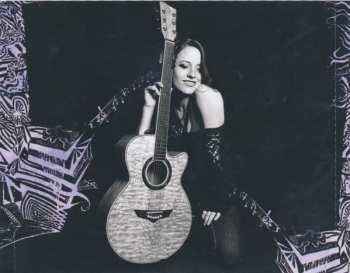 CD Cynthia Nickschas: Kopfregal