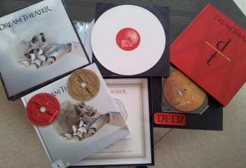 2LP/2CD/DVD/SP/Doos/Blu-ray Dream Theater: Distance Over Time DLX | LTD | NUM | PIC | CLR