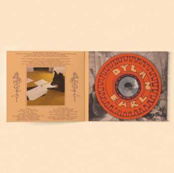 Album Dylan Earl: Level-Headed Even Smile