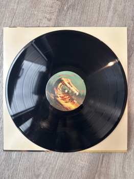 LP Eartheater: Powders LTD