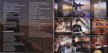 CD Ghalia Volt: One Woman Band