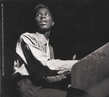 2CD Grant Green: Grantstand LTD