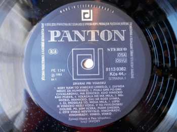 LP Hana A Petr Ulrychovi: Zpívání Při Vínečku (Singing With Wine)