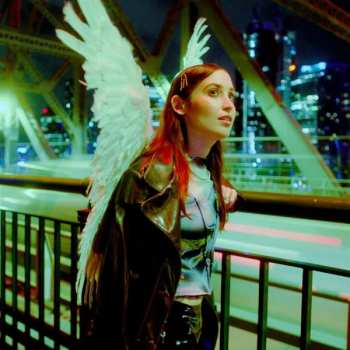 CD Hatchie: Giving The World Away