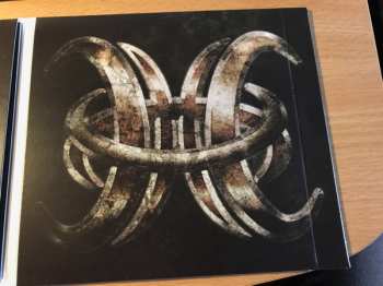CD Hinder: The Reign