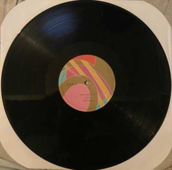 2LP Iggy Azalea: Reclassified