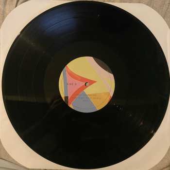 2LP Iggy Azalea: Reclassified